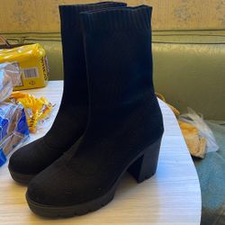 Black Boots 8.5 