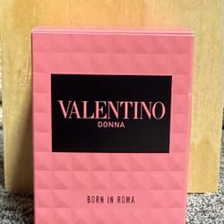 Valentino Donna Born in Roma Eau de Parfum- Feminine