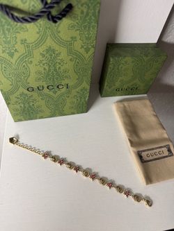 Bracelet