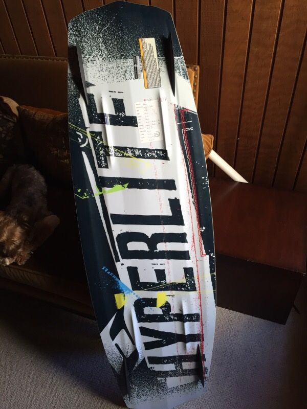 Hyperlite logic 139 wakeboard brand new