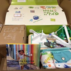 Lovevery Play Kit - The Connector Play Kit