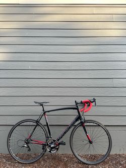 Specialized Allez EVO Road Bike – 61cm Frame - Lightweight Tall Bicycle