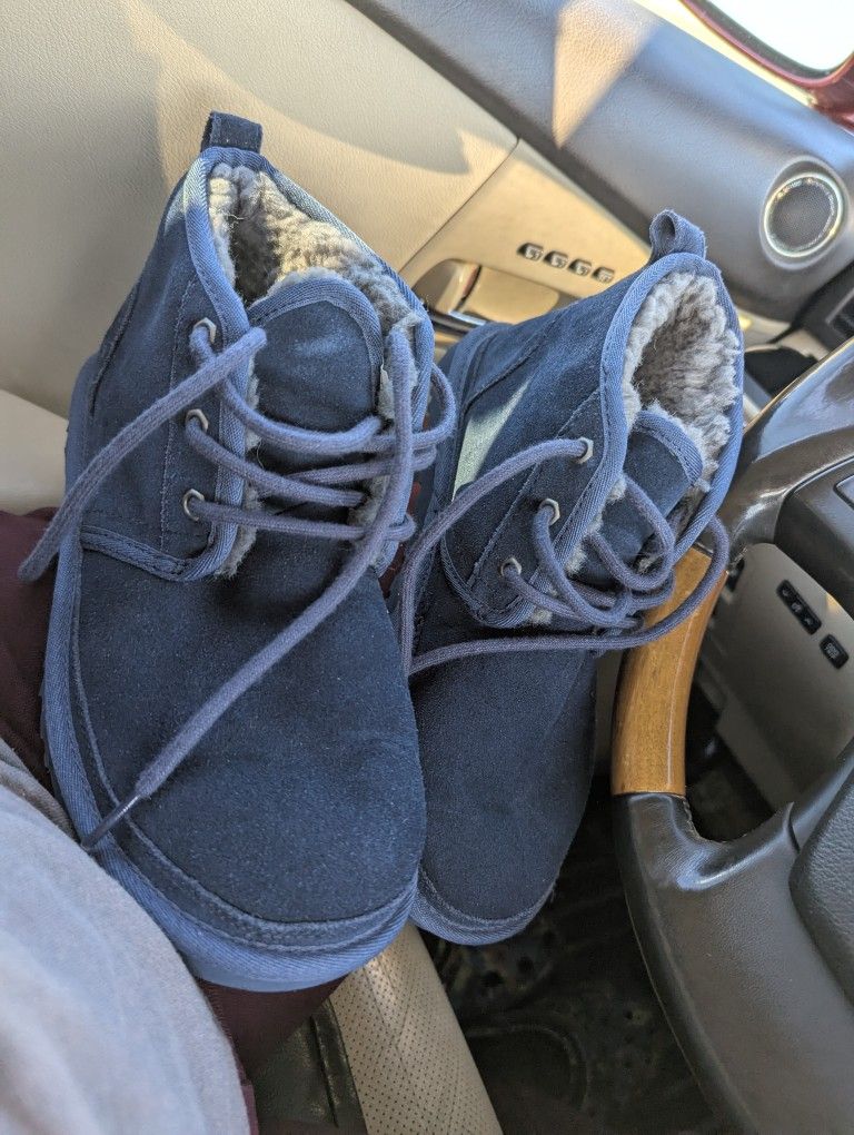 Navy Blue Uggs Size 7