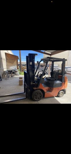 Forklift