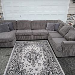 Gray Sectional Delivery Available 🚚