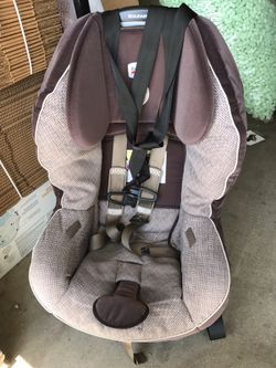 BRITAX BOULEVARD 70-G3 car seat (new born till 80lbs)