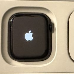 Apple Watch Series 9 45mm