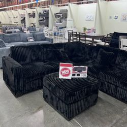 Brand New Sectional Sofa With Ottoman - New In Box 