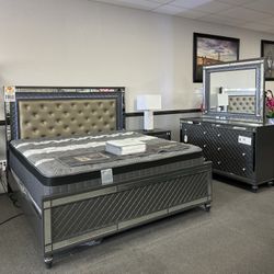 4PC Gray King Bedroom Set w/ LED Lights 