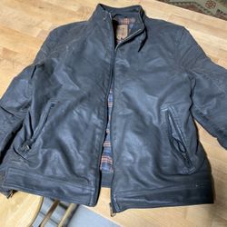 Mark And Spensor North Coast Leather Jacket - Size M