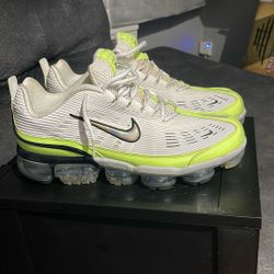  NIke Air Vapor Max Plus Size 12