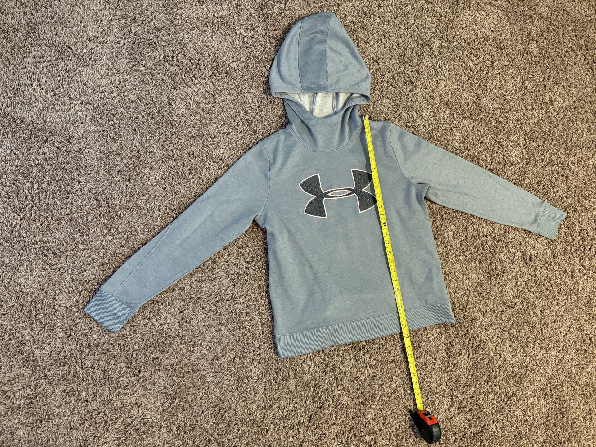 Gray Under Armour hoodie size medium women’s junior 