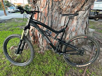 Santa Cruz nomad mountain bike Santa Cruz nomad mountain bike