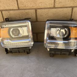 2015 GMC Denali Headlights
