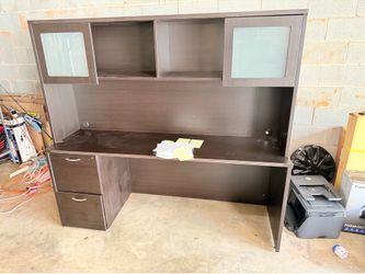 Executive Desk with Hutch (Espresso/Brown, Glass-Front Cabinets)