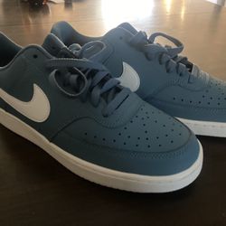 Size 10 Been Worn One Time 