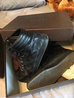 Gucci shoes size 9