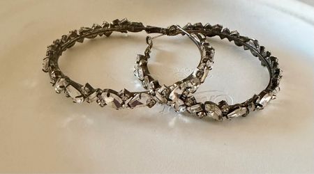 Women’s jewelry
