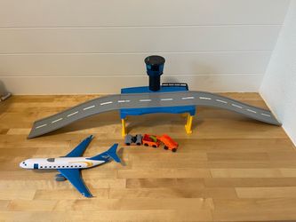 Airplane toy