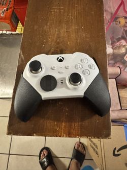 Xbox Elite Series 2 Controller