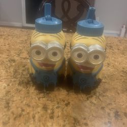 Dos Vasos Plásticos De Miniun Originales De Disneyland