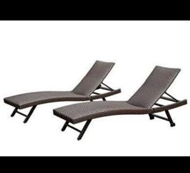 NewAssembled Domi Set of 2 Outdoor Chaise Lounge Aluminum Patio Padded Quick Dry Foam Wicker Loungee