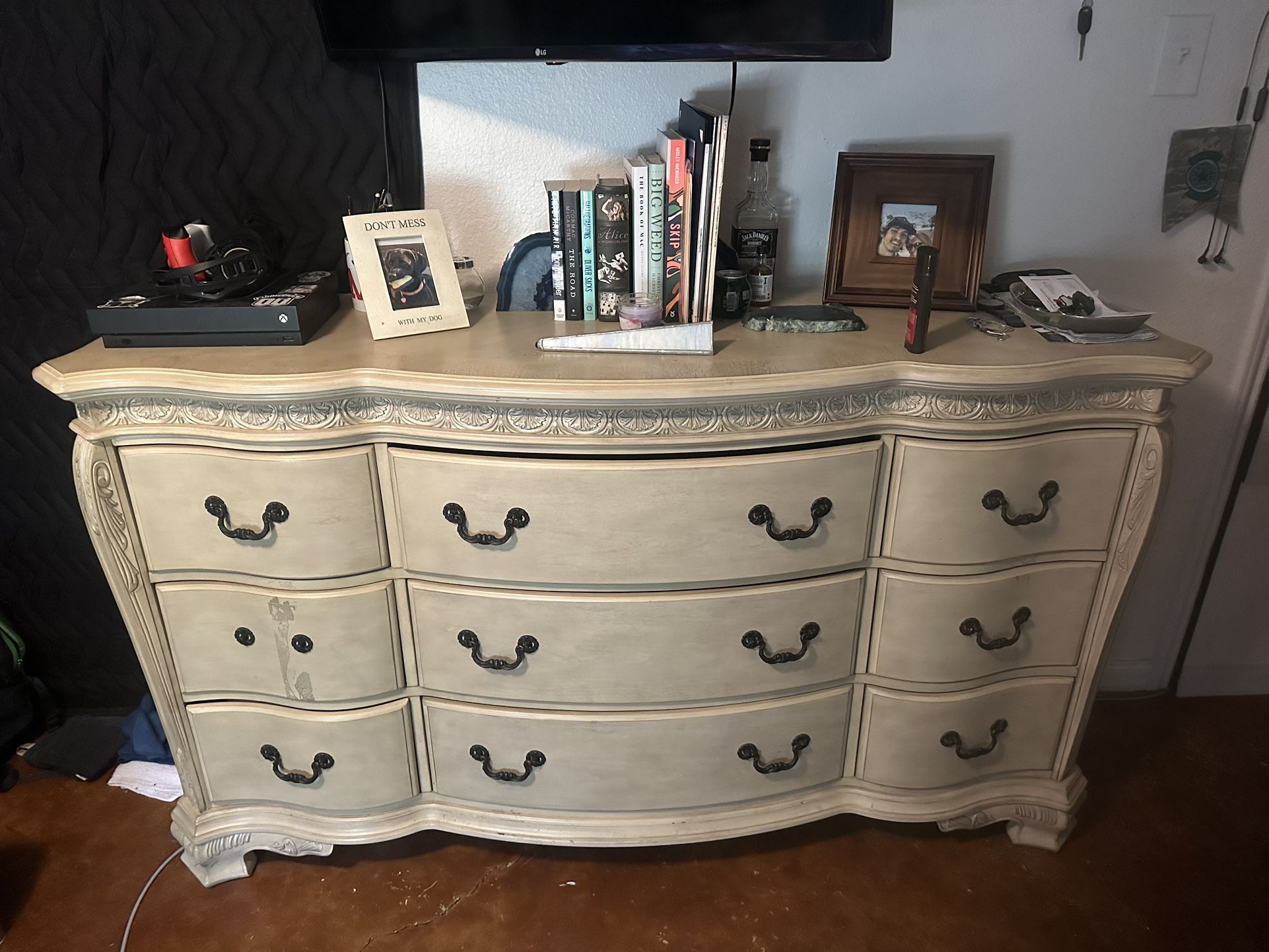Dresser for Sale in Austin, TX OfferUp