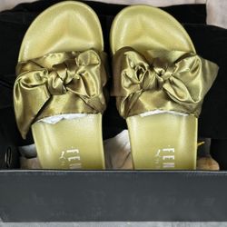 NEW Fenty By Rihanna PUMA Bow Slides In Olive Brach And Puma Silver (9.5)