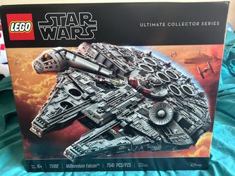 LEGO Star Wars UCS Millennium Falcon 75192