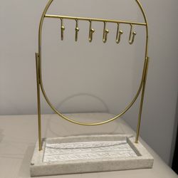 Elegant Jewelry Holder 