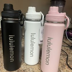 Lululemon Water Bottles 