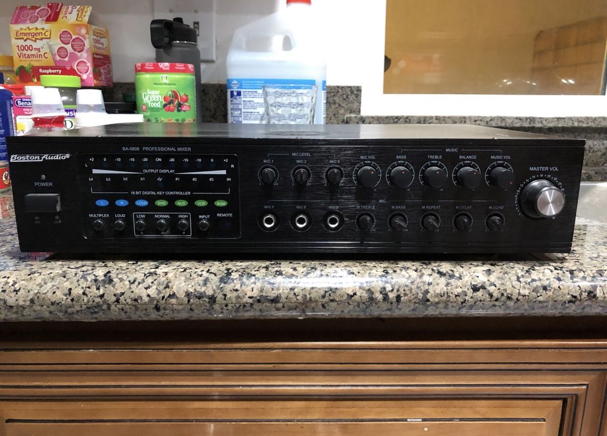 Boston Audio BA-5808 Professional Karaoke Mixer