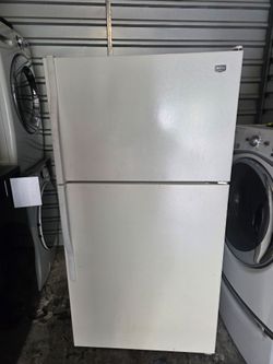 Maytag 21c/u refrigerator running great ice maker