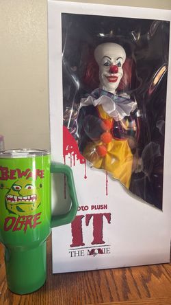 Pennywise collectible “it”