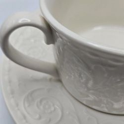 Mikasa Plaza Lane DE900 Cup & Saucer Set