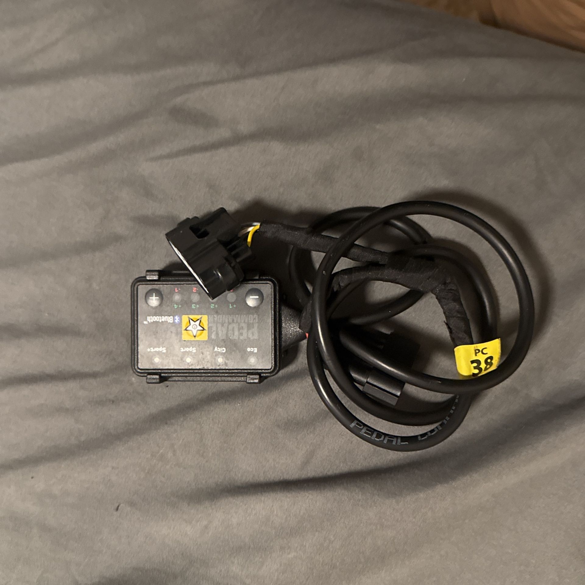 Pedal Commander For 16+ Toyota Tacoma