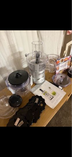 Veggie Bullet Food Processor with Accessories