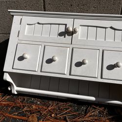 Hanging Cabinet