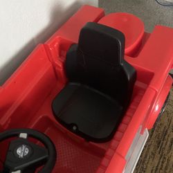 De Benta Este Carro Eléctrico Para Niños Tiene La Pila Nueva Y El Cargador 