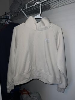 Under Armour cream Cowl Neck Sweatshirt – Size L