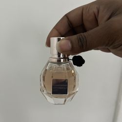 FLOWERBOMB VIKTOR&ROLF