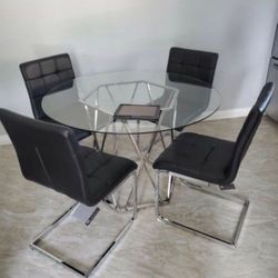 Circle Top Glass Chrome Kitchen Table And Black Chrome Chairs👍 Dining Room Set🫵 Brand New 💥 Color Optics🤩