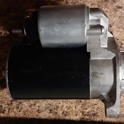 NEW IN BOX CAR STARTER FOR HYUNDAI ACCENT  OR KIA SPECTRUM 2006 THRU 2011 1.6 LITER ENGINE 