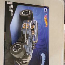 NEW Hot Wheels X Mega Construx Mod Rod Building Set 641 Pieces 
