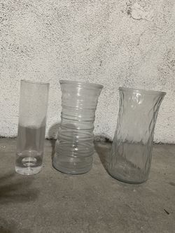 Glass Vases – Set of 3 (Different Shapes)