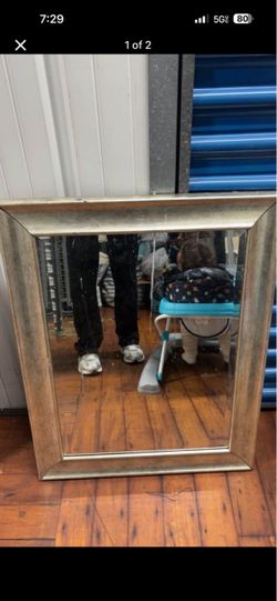 2 different mirrors