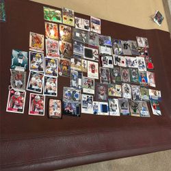 Football Cards Some Rookie, Auto And Patches(read Bio)