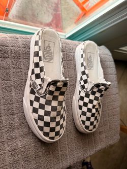 VANS SIZE 7