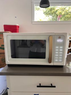 Beautiful by Drew Barrymore Microwave