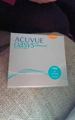 ACUVUE OASYS  with HYDRALUXE